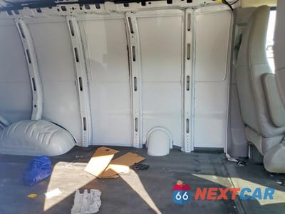 Zdjęcie 11 z 14 samochodu: 2024 CHEVROLET EXPRESS 2500 CARGO DELIVERY VAN VIN:1GCWGAFP0R1289372 - miniatura