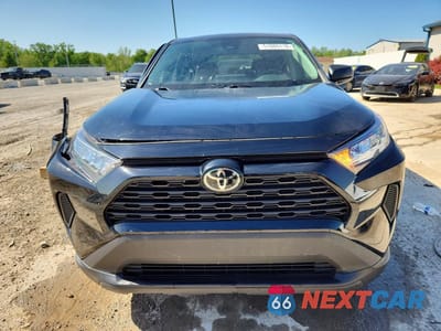 Piąte zdjęcie samochodu w środku: 2022 TOYOTA RAV4 LE VIN:2T3F1RFV9NW293690 - miniatura