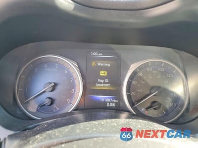 Zdjęcie 9 z 13 samochodu: 2015 INFINITI Q50 BASE VIN:JN1BV7AR5FM420034 - miniatura