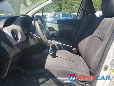 Zdjęcie 7 z 12 samochodu: 2017 TOYOTA YARIS 5-DOOR L FLEET VIN:VNKKTUD36HA078470 - miniatura