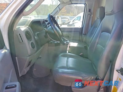 Zdjęcie 7 z 13 samochodu: 2010 FORD E350 DELIVERY TRUCK VIN:1FDSE3FL8ADB00155 - miniatura