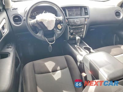 Zdjęcie 8 z 14 samochodu: 2020 NISSAN PATHFINDER SV VIN:5N1DR2BN7LC635355 - miniatura