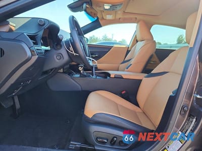 Zdjęcie 7 z 12 samochodu: 2025 LEXUS ES 300H BASE VIN:58ADA1C14SU068116 - miniatura