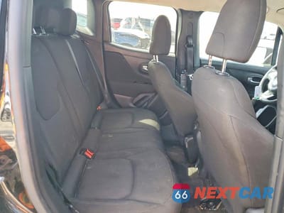 Zdjęcie 10 z 13 samochodu: 2021 JEEP RENEGADE SPORT VIN:ZACNJCAB3MPM35953 - miniatura