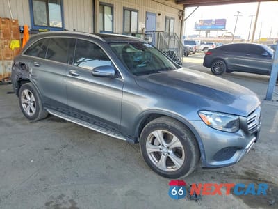 Czwarte zdjęcie samochodu z boku: 2016 MERCEDES-BENZ GLC 300 VIN:WDC0G4JB0GF019426 - miniatura