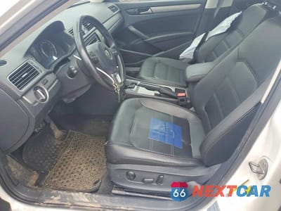 Zdjęcie 7 z 12 samochodu: 2014 VOLKSWAGEN PASSAT SE VIN:1VWBT7A31EC070756 - miniatura