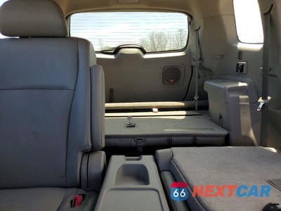 Zdjęcie 10 z 13 samochodu: 2008 TOYOTA HIGHLANDER LIMITED VIN:JTEES42A482034144 - miniatura