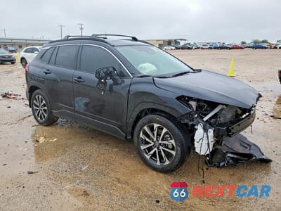 Czwarte zdjęcie samochodu z boku: 2024 TOYOTA COROLLA CROSS XLE VIN:7MUDAAAG5RV106170 - miniatura