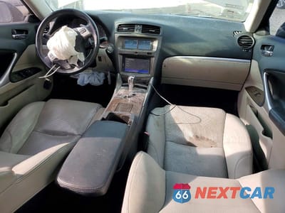Zdjęcie 8 z 13 samochodu: 2012 LEXUS IS 250 VIN:JTHBF5C20C5177686 - miniatura