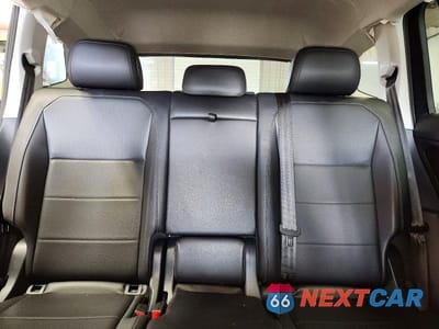 Zdjęcie 10 z 13 samochodu: 2020 VOLKSWAGEN TIGUAN SE VIN:3VV2B7AX8LM092131 - miniatura