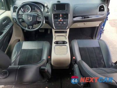 Zdjęcie 8 z 14 samochodu: 2018 DODGE GRAND CARAVAN SXT VIN:2C4RDGCG2JR225864 - miniatura