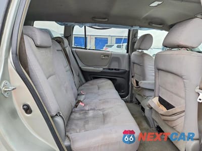 Zdjęcie 11 z 13 samochodu: 2004 TOYOTA HIGHLANDER BASE VIN:JTEEP21AX40038101 - miniatura