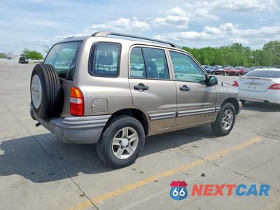 Trzecie zdjęcie samochodu z tyłu: 2003 CHEV TRACKER VIN:2CNBJ13CX36920520 - miniatura