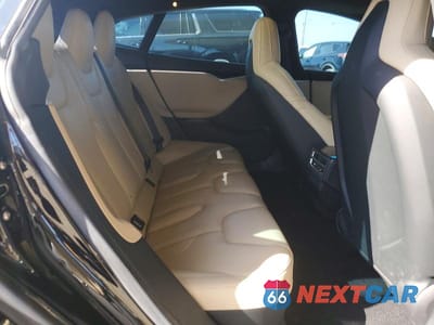 Zdjęcie 10 z 12 samochodu: 2016 TESLA MODEL S VIN:5YJSA1E22GF158342 - miniatura