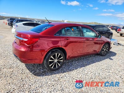 Trzecie zdjęcie samochodu z tyłu: 2013 CHRYSLER 200 LIMITED VIN:1C3CCBCG8DN700127 - miniatura