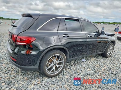 Trzecie zdjęcie samochodu z tyłu: 2020 MERCEDES-BENZ GLC 300 VIN:W1N0G8DBXLF781142 - miniatura