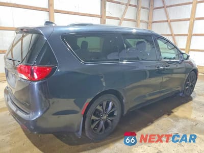 Trzecie zdjęcie samochodu z tyłu: 2019 CHRYSLER PACIFICA LIMITED VIN:2C4RC1GG8KR597611 - miniatura