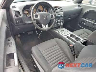 Zdjęcie 8 z 12 samochodu: 2014 DODGE CHALLENGER SXT VIN:2C3CDYAG5EH238672 - miniatura
