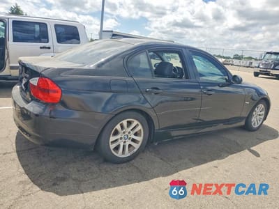 Trzecie zdjęcie samochodu z tyłu: 2007 BMW 328 I VIN:WBAVA37527NE26176 - miniatura