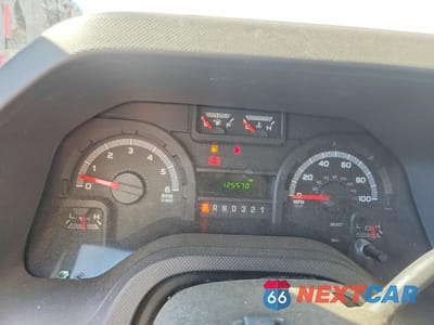 Zdjęcie 9 z 13 samochodu: 2015 FORD E350 BOX TRUCK VIN:1FDWE3FL2FDA20696 - miniatura