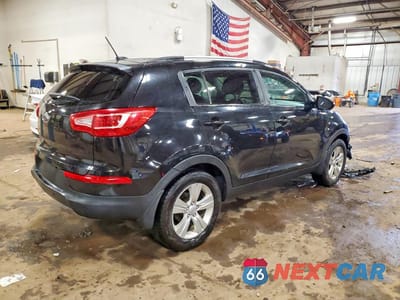 Trzecie zdjęcie samochodu z tyłu: 2011 KIA SPORTAGE LX VIN:KNDPB3A25B7156748 - miniatura