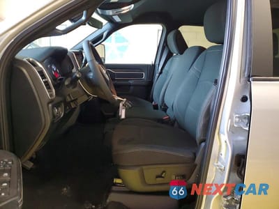 Zdjęcie 7 z 12 samochodu: 2026 RAM 2500 BIG HORN VIN:3C6UR5DJ2TG201154 - miniatura