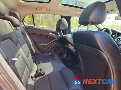 Zdjęcie 11 z 14 samochodu: 2015 MERCEDES-BENZ GLA 250 4MATIC VIN:WDCTG4GB2FJ028953 - miniatura