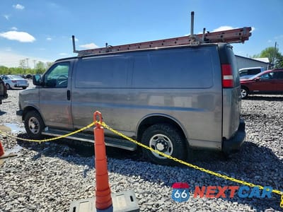 Drugie zdjęcie samochodu z przodu: 2010 CHEVROLET EXPRESS G2500 VIN:1GCZGFBAXA1178554 - miniatura