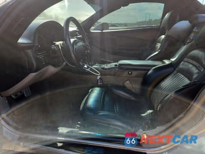 Zdjęcie 7 z 12 samochodu: 2000 CHEVROLET CORVETTE VIN:1G1YY32G2Y5103838 - miniatura