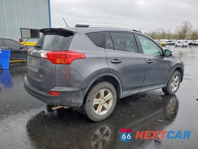 Trzecie zdjęcie samochodu z tyłu: 2014 TOYOTA RAV4 XLE VIN:JTMWFREV0ED028348 - miniatura