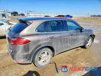 Trzecie zdjęcie samochodu z tyłu: 2012 PORSCHE CAYENNE VIN:WP1AA2A21CLA00796 - miniatura