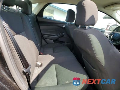 Zdjęcie 10 z 12 samochodu: 2015 FORD FOCUS SE VIN:1FADP3F21FL213723 - miniatura