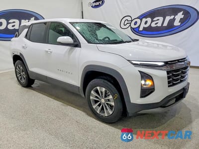 Czwarte zdjęcie samochodu z boku: 2026 CHEVROLET EQUINOX LT VIN:3GNAXHEG2TL446329 - miniatura