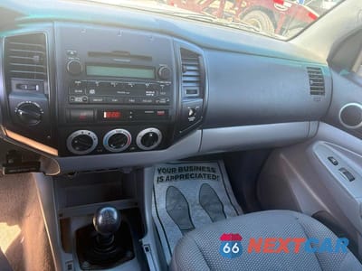 Zdjęcie 9 z 10 samochodu: 2010 TOYOTA TACOMA ACCESS CAB VIN:5TEUX4EN7AZ682319 - miniatura