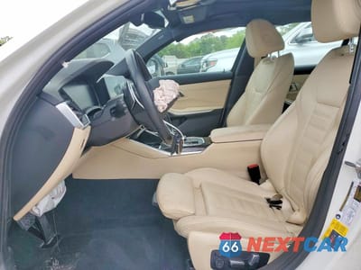 Zdjęcie 7 z 12 samochodu: 2021 BMW 330E VIN:3MW5P7J0XM8B52448 - miniatura