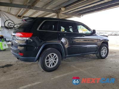 Trzecie zdjęcie samochodu z tyłu: 2018 JEEP GRAND CHEROKEE LAREDO VIN:1C4RJFAG5JC107807 - miniatura