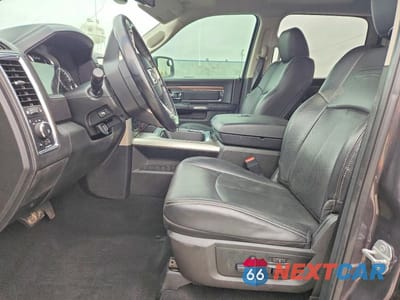 Zdjęcie 7 z 13 samochodu: 2018 RAM 1500 LARAMIE 4WD 3.0L TDSL CREW CAB VIN:1C6RR7VM5JS262188 - miniatura