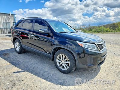 Czwarte zdjęcie samochodu z boku: 2014 KIA SORENTO LX VIN:5XYKTDA77EG439426 - miniatura