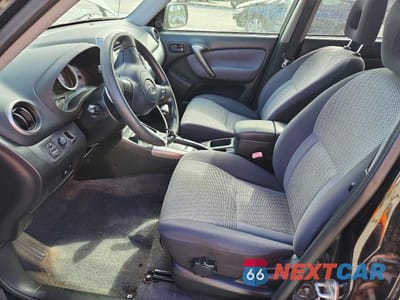 Zdjęcie 7 z 13 samochodu: 2005 TOYOTA RAV4 BASE VIN:JTEGD20V950051316 - miniatura