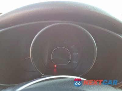 Zdjęcie 9 z 14 samochodu: 2017 KIA SOUL + VIN:KNDJP3A53H7503214 - miniatura