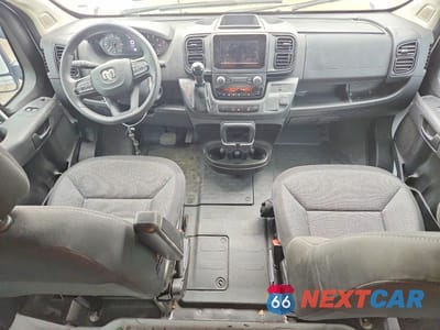 Zdjęcie 8 z 12 samochodu: 2024 RAM PROMASTER 2500 2500 HIGH VIN:3C6LRVDG7RE119831 - miniatura