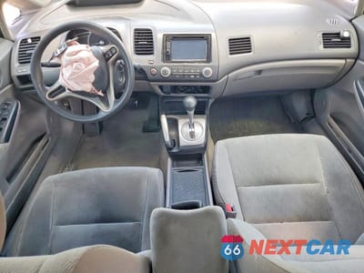 Zdjęcie 8 z 11 samochodu: 2010 HONDA CIVIC LX VIN:19XFA1F59AE067771 - miniatura