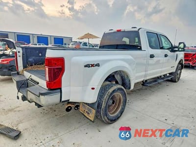Trzecie zdjęcie samochodu z tyłu: 2021 FORD F350 SUPER DUTY VIN:1FT8W3DT0MED43195 - miniatura