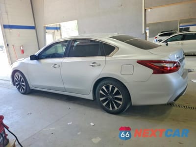 Drugie zdjęcie samochodu z przodu: 2018 NISSAN ALTIMA 2.5 SV VIN:1N4AL3AP7JC263004 - miniatura