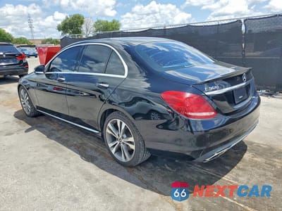 Drugie zdjęcie samochodu z przodu: 2015 MERCEDES-BENZ C 300 VIN:55SWF4JB6FU082874 - miniatura