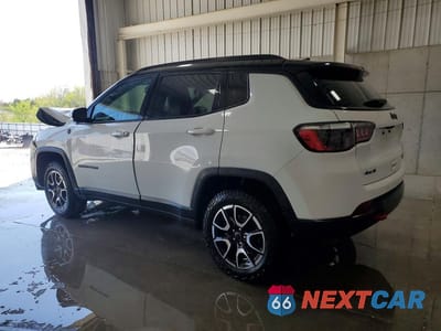 Drugie zdjęcie samochodu z przodu: 2025 JEEP COMPASS TRAILHAWK VIN:3C4NJDDN0ST559196 - miniatura