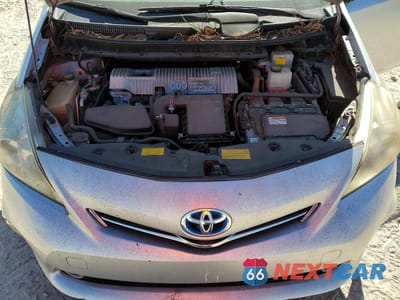 Zdjęcie 11 z 12 samochodu: 2013 TOYOTA PRIUS V TWO VIN:JTDZN3EU7D3187988 - miniatura