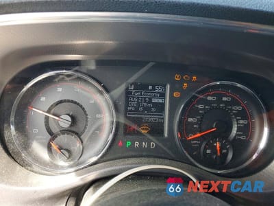 Zdjęcie 9 z 12 samochodu: 2011 DODGE CHARGER VIN:2B3CL3CG2BH554543 - miniatura