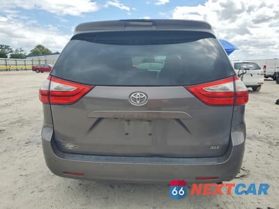 Zdjęcie 6 z 13 samochodu: 2017 TOYOTA SIENNA XLE 8-PASSENGER VIN:5TDYZ3DC3HS812741 - miniatura