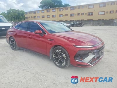 Czwarte zdjęcie samochodu z boku: 2024 HYUNDAI SONATA SEL VIN:KMHL14JAXRA360467 - miniatura